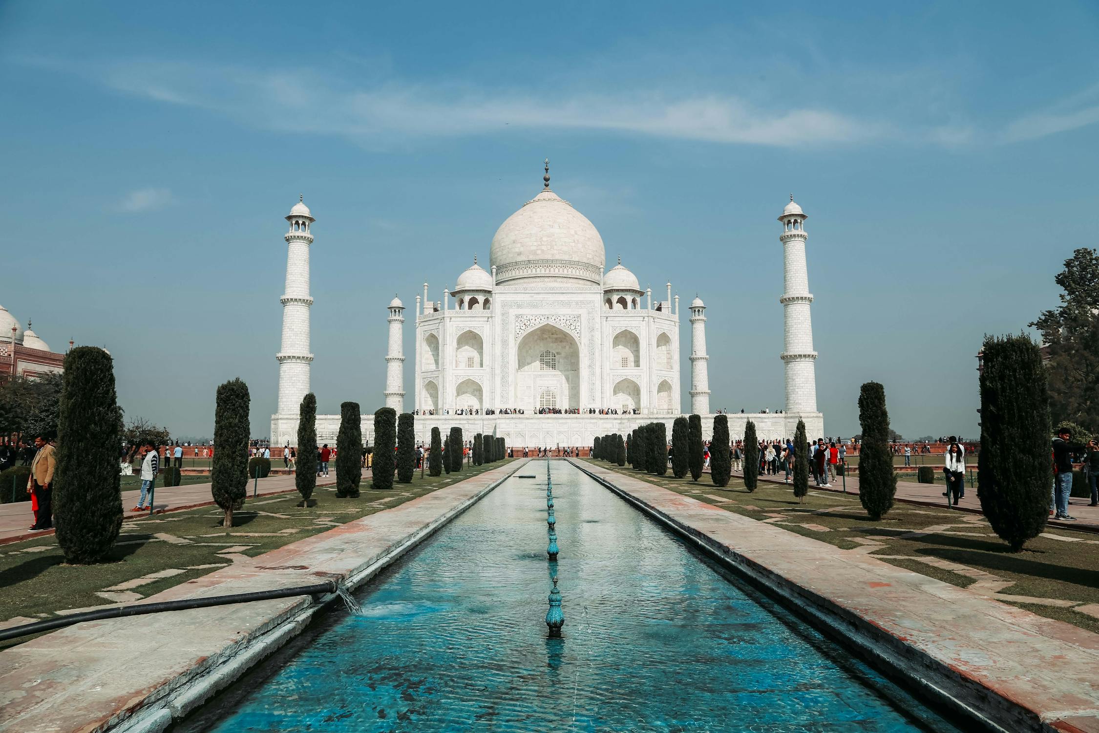 Article Image for The Majestic Beauty of India's Taj Mahal