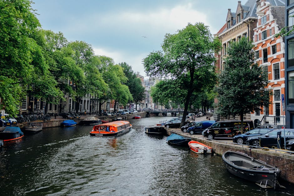 Article Image for Why Amsterdam Is a Must-Visit Destination for Art Lovers