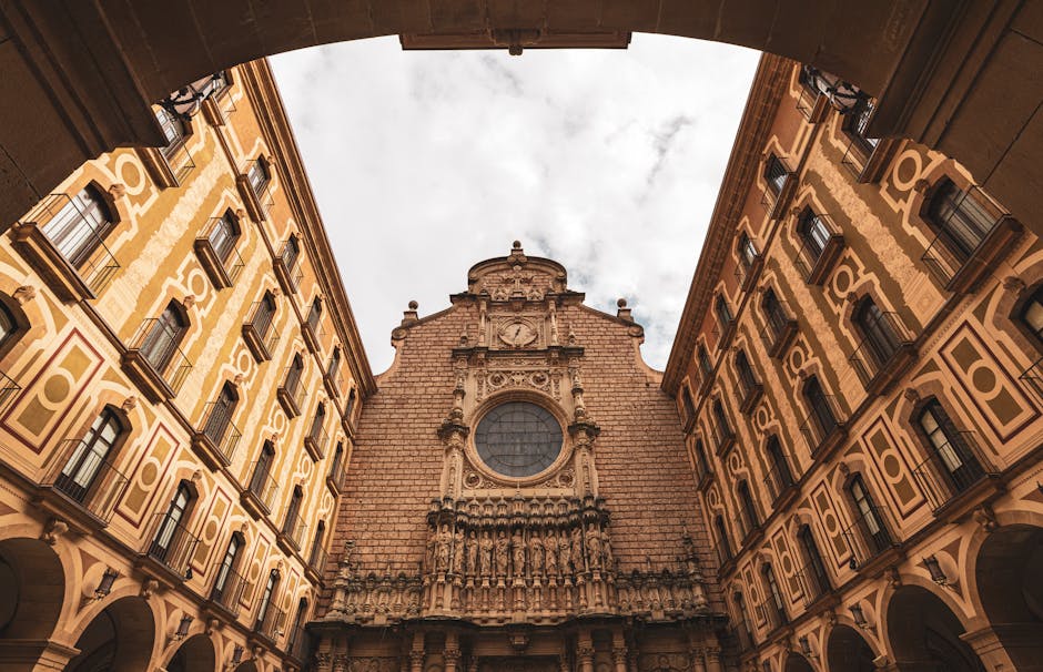 Article Image for Why Barcelona Should Be on Your Travel Bucket List